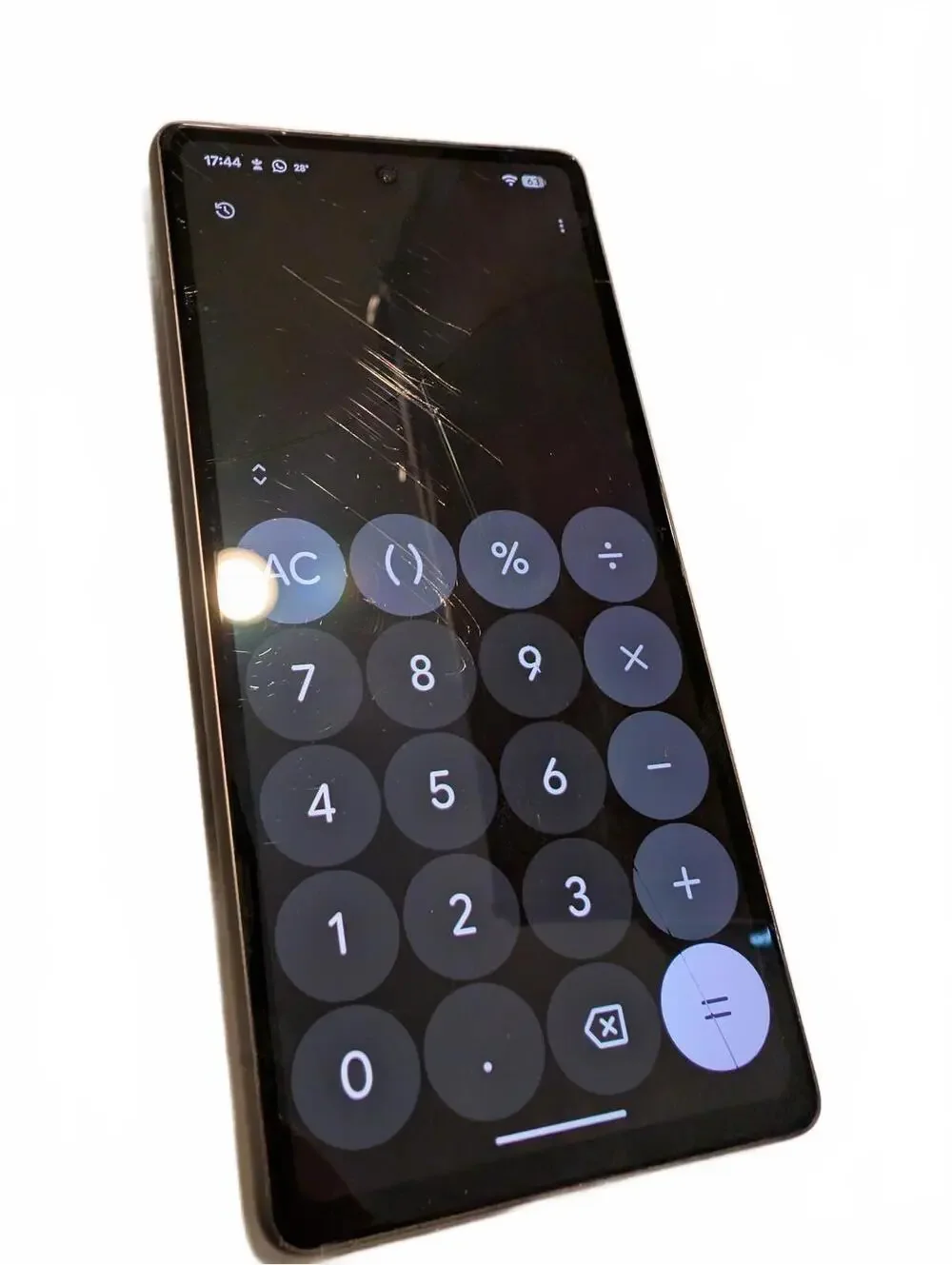 Google Pixel 7a Smartphone 128GB Charcoal AT&T Locked Cracked Screen